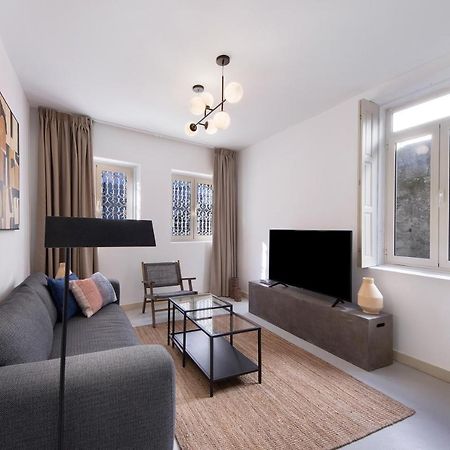 Crooked Floor House - Ground Floor Apartment Porto Bagian luar foto