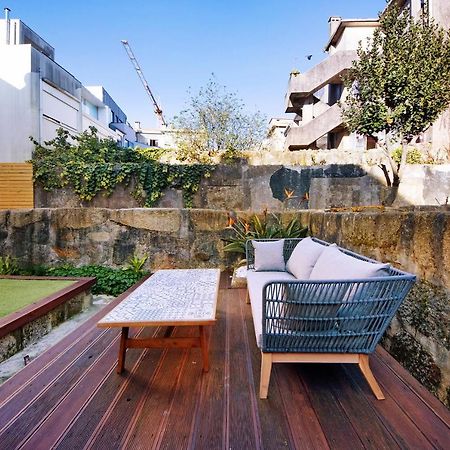 Crooked Floor House - Ground Floor Apartment Porto Bagian luar foto